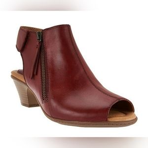 NEW Earth Kristy Cushioning Red Leather Slingback Booties Womens Size 6.5